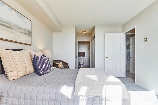 Additional image 21 of 10 Guildwood Pkwy Unit 721