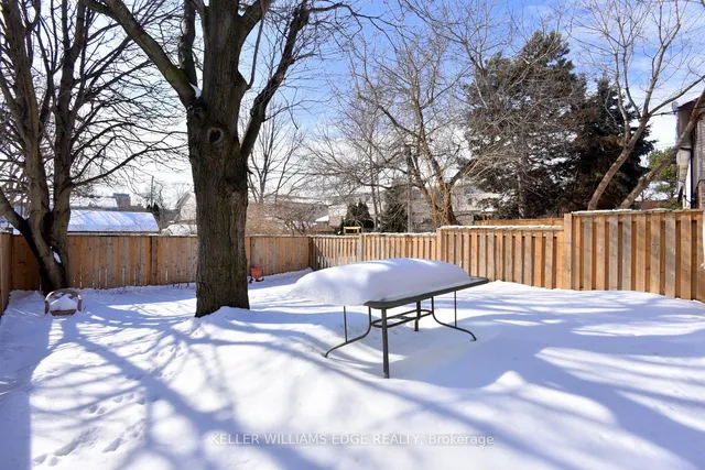 Additional image 40 of 16 Simcoe St