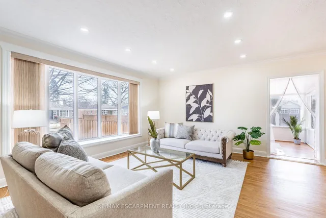 Additional image 5 of 2305 Wagner Cres