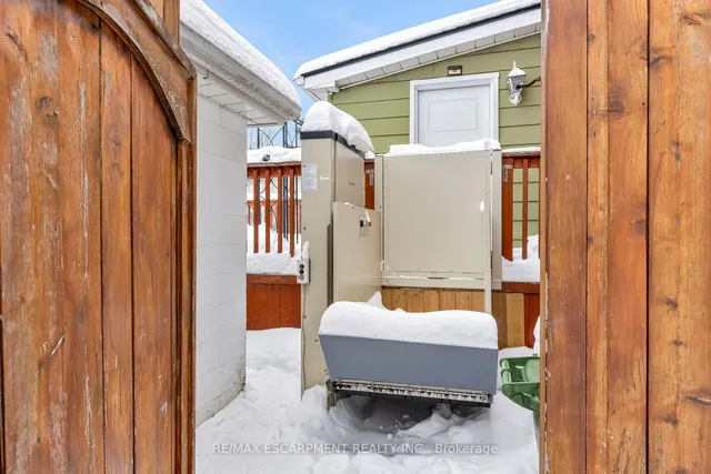 Additional image 8 of 215 Walter Ave