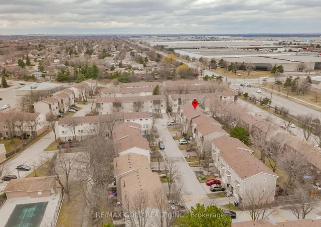 Primary image of 64 Enmount Dr