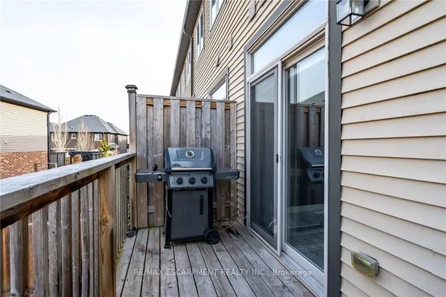 Additional image 40 of 247 Festival Way Unit 1