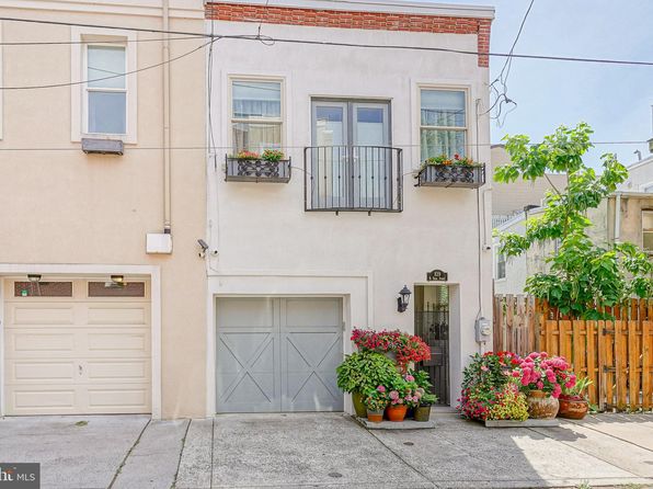 839 N Uber St, Philadelphia, PA 19130