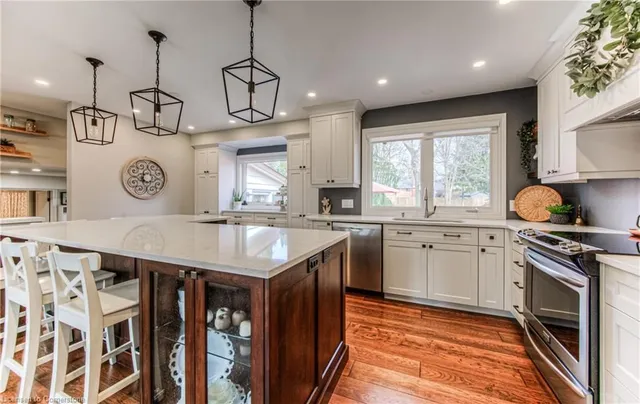 Additional image 10 of 22 Evelyn Cres