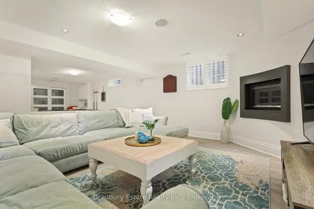 Additional image 31 of 659 Deervalley Rd