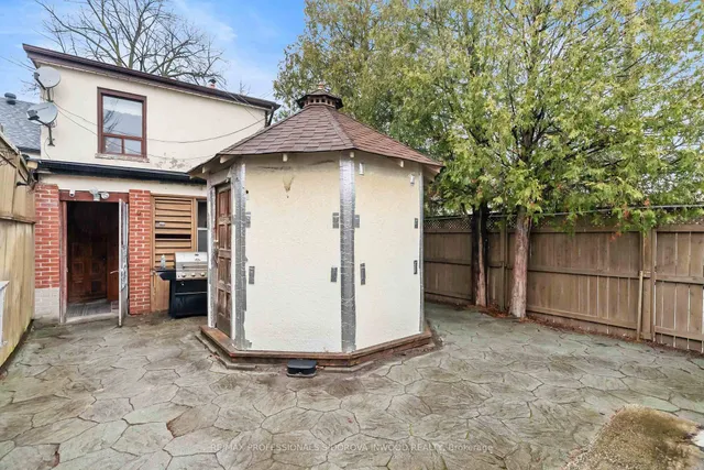 Additional image 26 of 330 Gilmour Ave