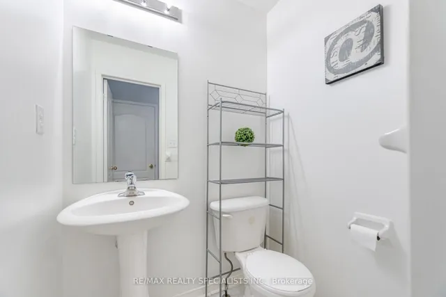 Additional image 11 of 6072 Windfleet Cres