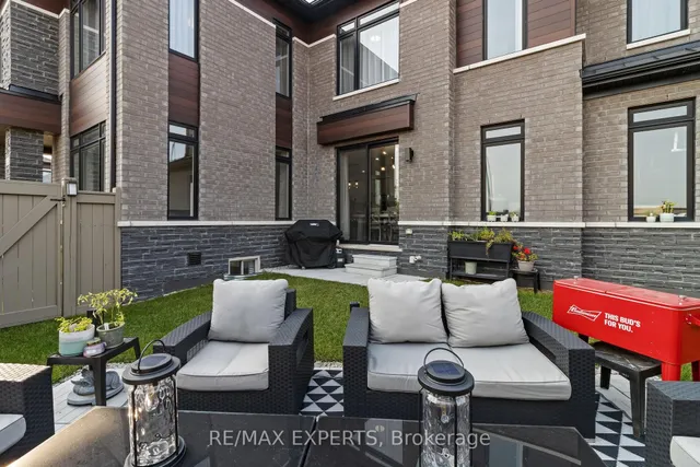 Additional image 50 of 12 Moorcroft Pl