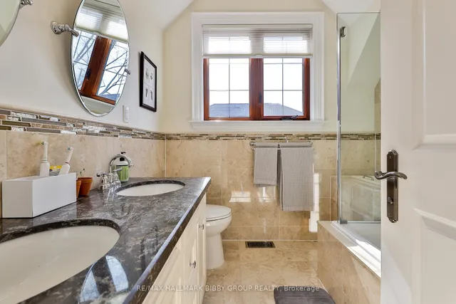 Additional image 33 of 11 Humbercrest Blvd