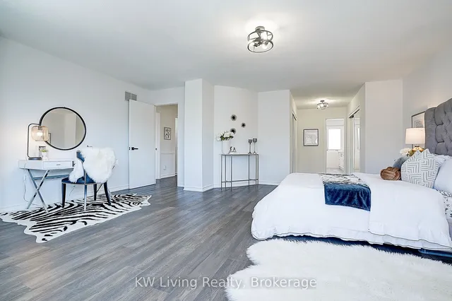 Additional image 26 of 4 Oak Knolls Cres