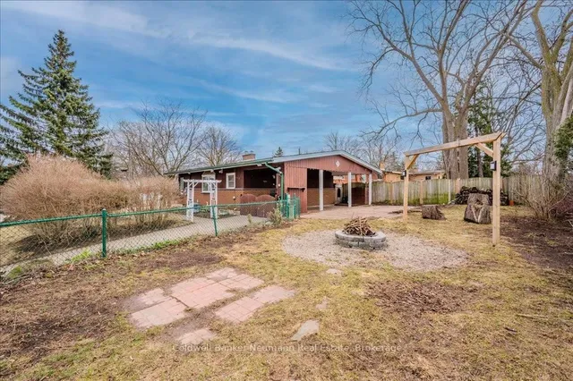 Additional image 31 of 103 Hearth Cres