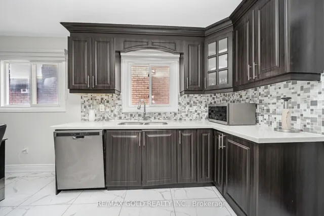 Additional image 39 of 167 Ecclestone Dr