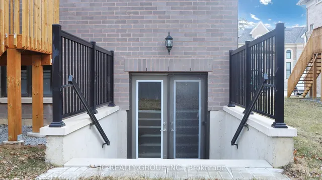 Additional image 42 of 6 Becky Cheung Crt