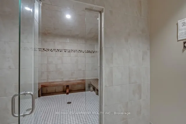 Additional image 38 of 399 Elizabeth St Unit 411