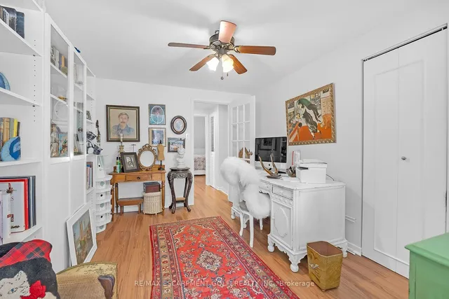 Additional image 20 of 23 Macaulay St Unit 3