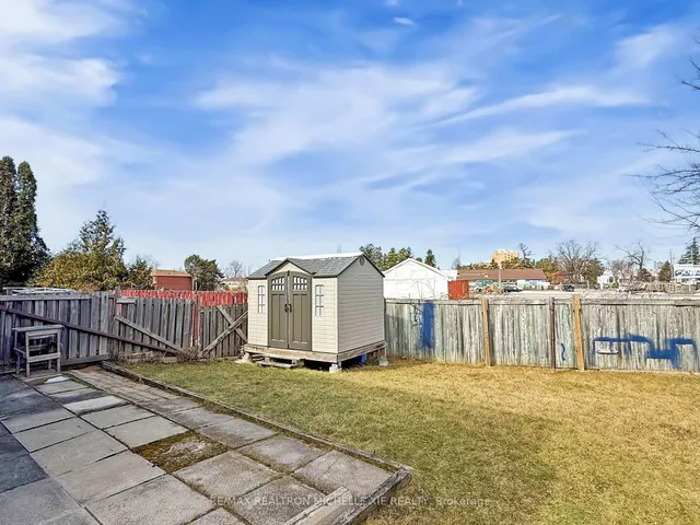 Additional image 34 of 52 Revlis Cres