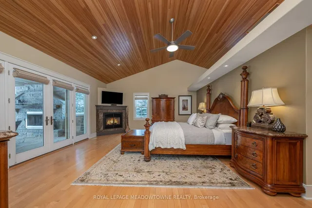 Additional image 17 of 13738 Sixth Line