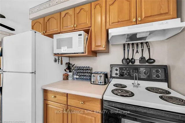 Additional image 12 of 146 Fiona Cres