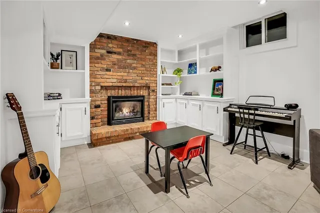 Additional image 32 of 17 Parkway Pl