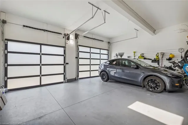 Additional image 46 of 60 Garden Ave