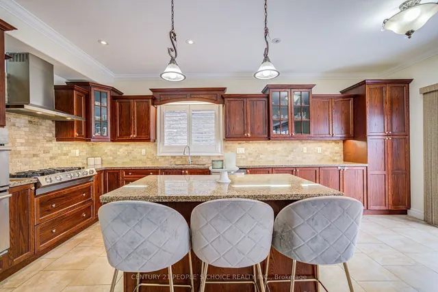 Additional image 10 of 12 Pavel Pl