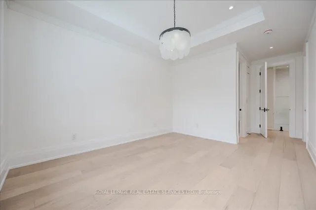 Additional image 36 of 208 Shaver Ave