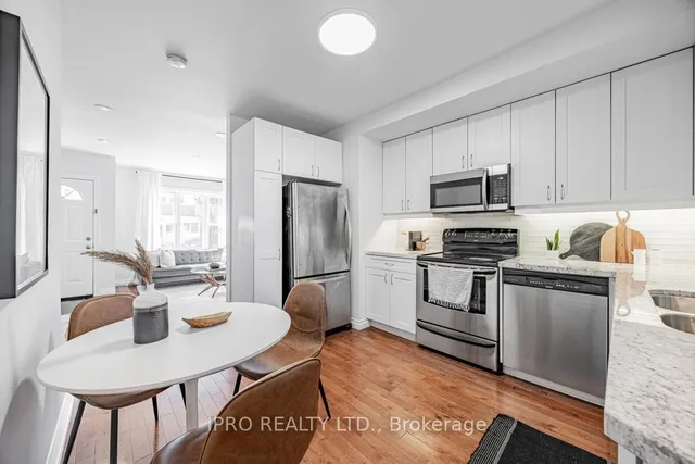 Additional image 16 of 22 Queensdale Ave