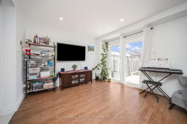 Additional image 35 of 24 Jackman Dr