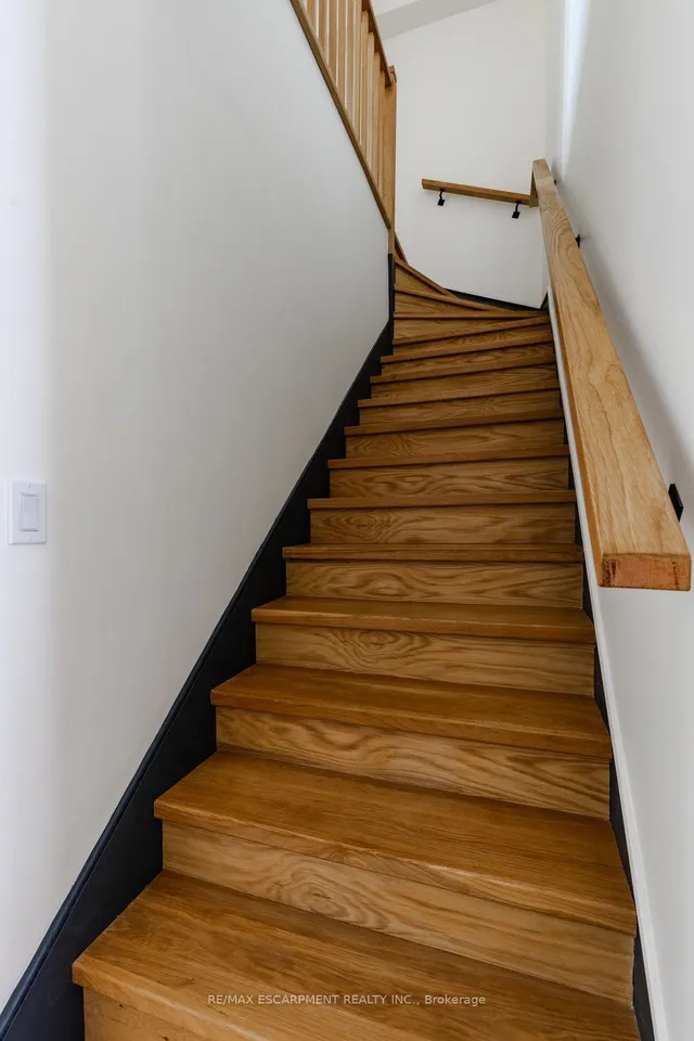 Additional image 27 of 45 PARK St