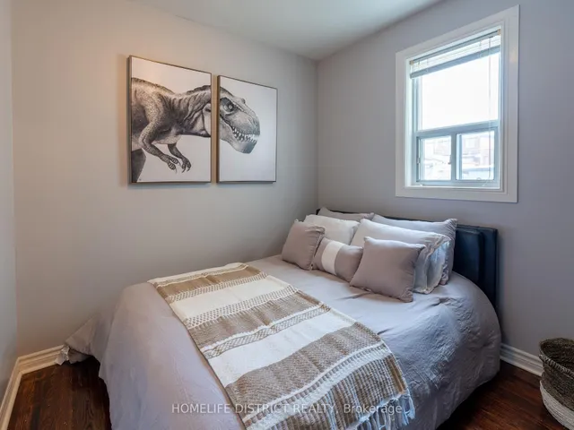 Additional image 15 of 157 Silverthorn Ave