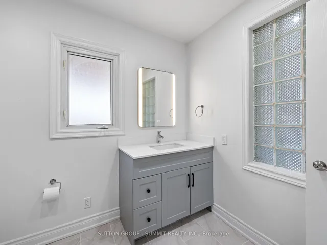 Additional image 16 of 1456 Dufferin St