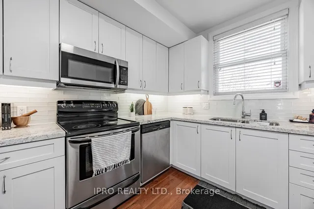 Additional image 19 of 22 Queensdale Ave