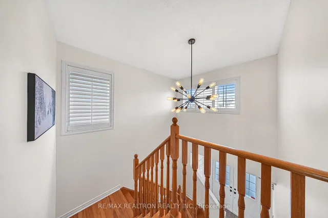 Additional image 21 of 12 Hardgate Cres