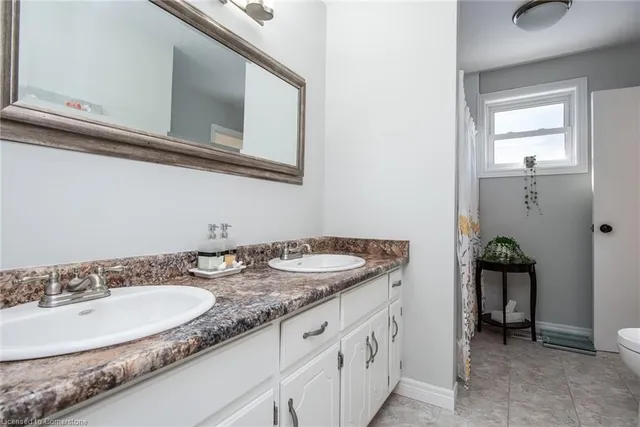 Additional image 33 of 11 Lanark Cres
