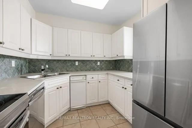Additional image 7 of 30 Fashion Roseway N/A Unit 518