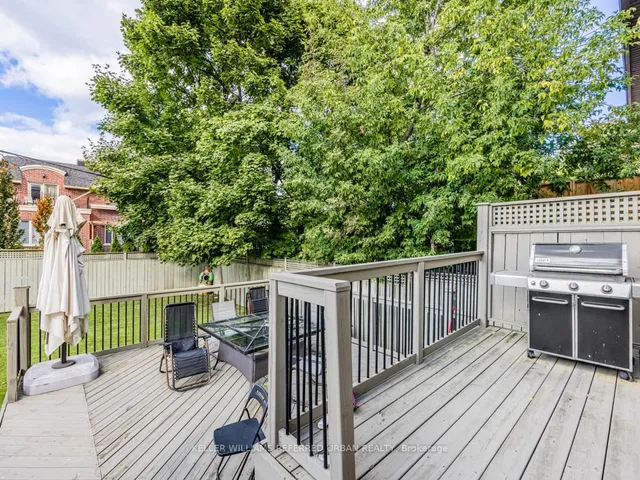 Additional image 32 of 528 Glengrove Ave