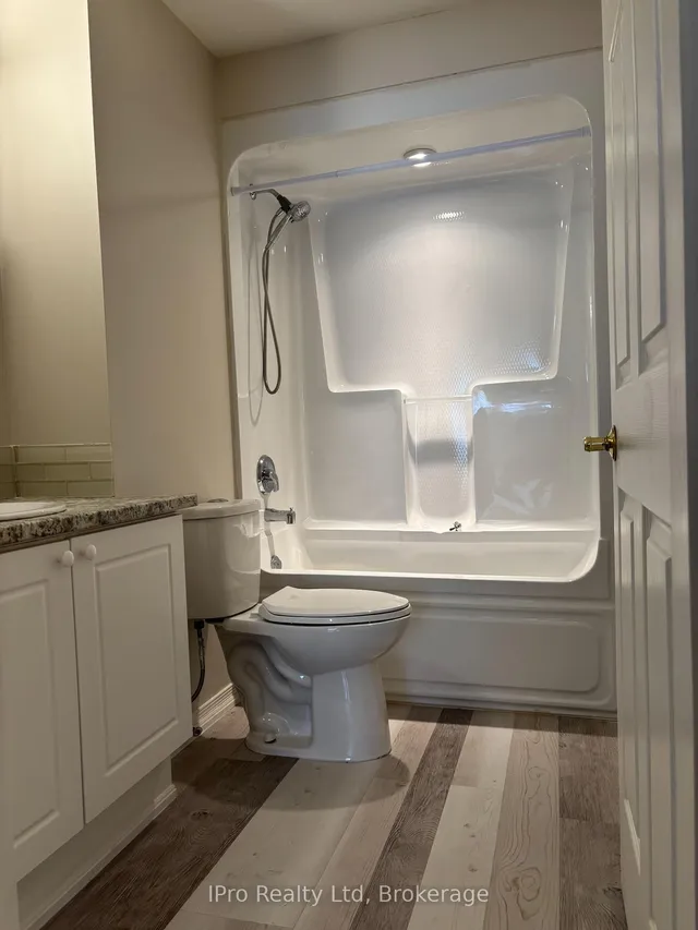 Additional image 14 of 137 Martin St Unit 107