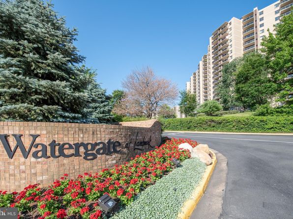 307 Yoakum Pkwy, Alexandria, VA