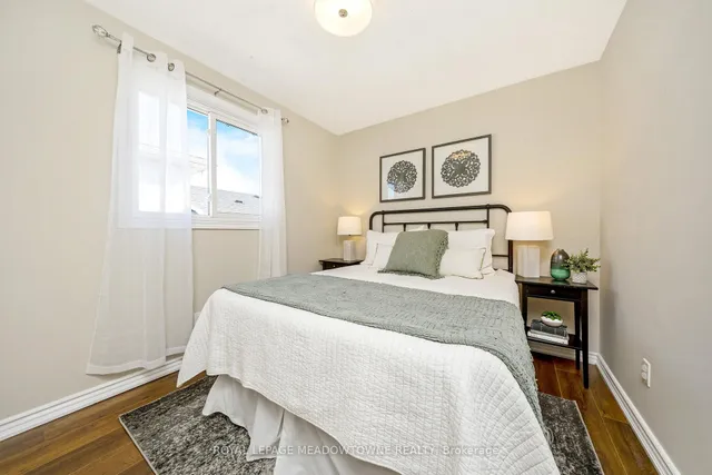 Additional image 33 of 703 Laurier Ave