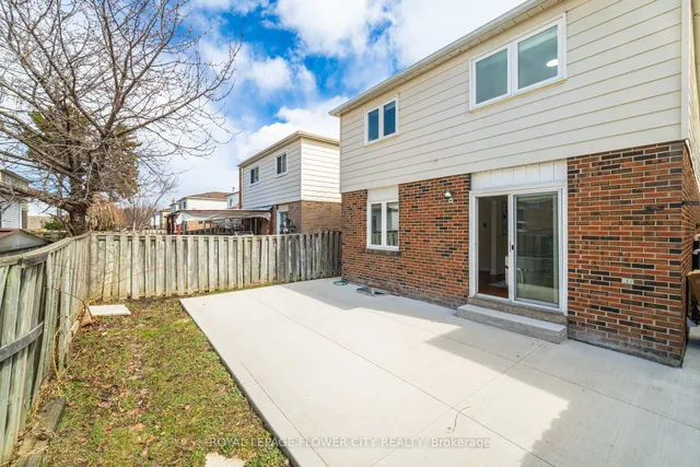 Additional image 26 of 75 Banting Cres