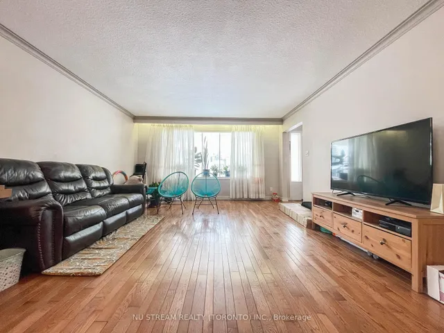 Additional image 11 of 17 Skyridge Rd