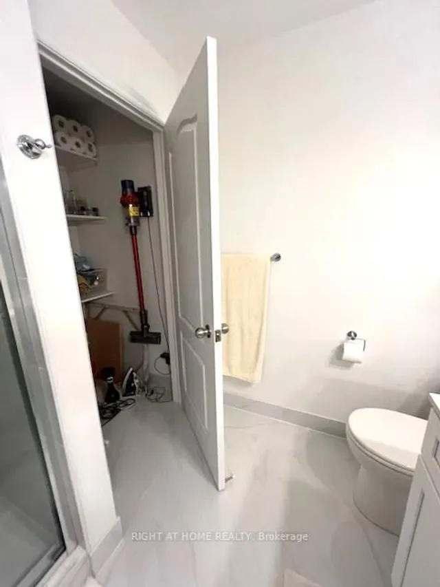 Additional image 30 of 11 William Carson Cres Unit 322