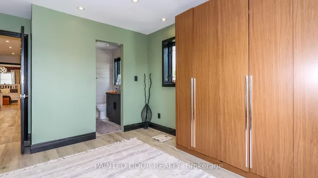 Additional image 13 of 20 Manett Cres