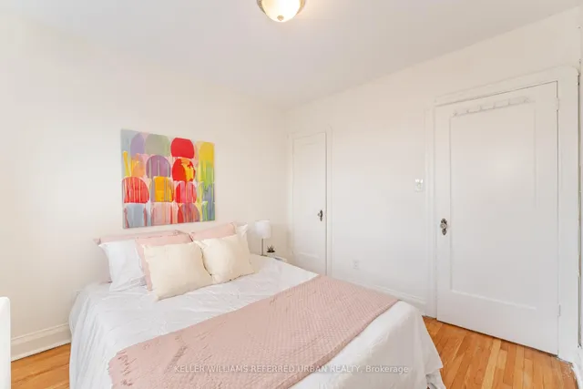 Additional image 22 of 1058 Roselawn Ave