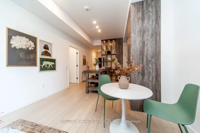 Additional image 18 of 505 Richmond St Unit 424