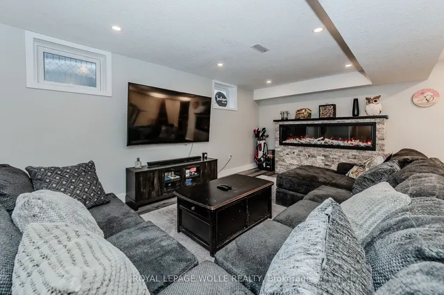 Additional image 31 of 618 Doon Dr