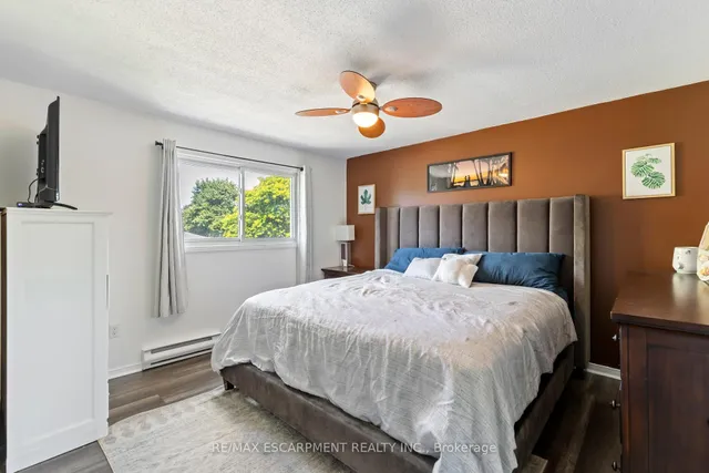 Additional image 9 of 51 CAROGA Crt Unit 3