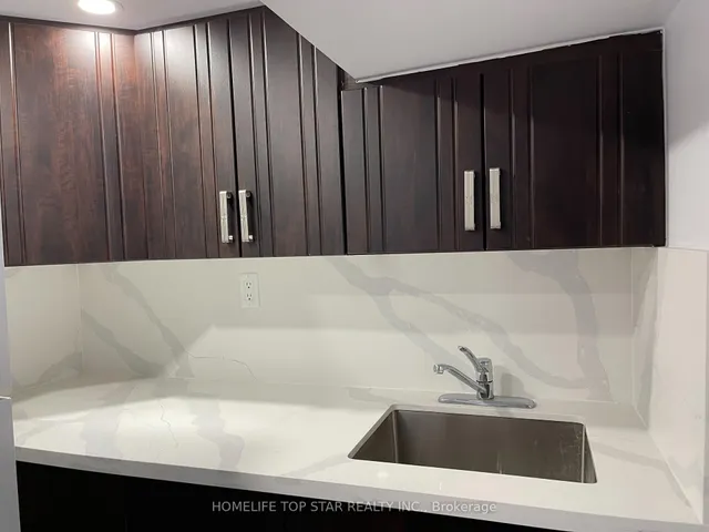 Additional image 20 of 35 Wolcott Ave