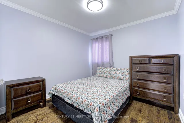 Additional image 28 of 37 Selkirk Ave