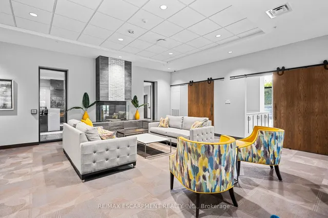 Additional image 40 of 30 Hamilton St Unit 703